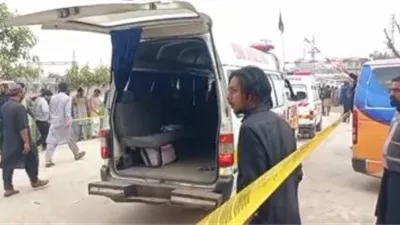 داعش يتبنى تفجير مسجد في إسلام آباد ويقتل 36 شخصًا