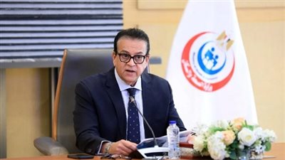 الصحة تطلق عيادات لعلاج إدمان الإنترنت والألعاب الإلكترونية.. تفاصيل