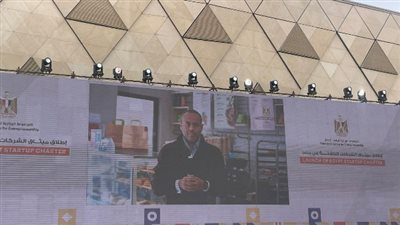 رئيس الوزراء يشهد فيلما عن المجموعة الوزارية لريادة الأعمال