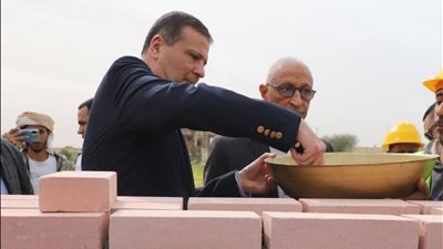 محافظ شمال سيناء ووزير الزراعة يضعان حجر أساس تأهيل محطة بحوث الشيخ زويد