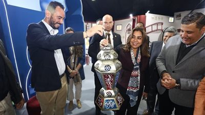 وزيرة التنمية تتفقد مبادرة «المنفذ – كل يوم حكاية» وتتابع تجهيز كراتين رمضان