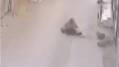 أمن الغربية يكثف جهوده لضبط سيدة ألقت أسطوانة بوتاجاز على أم وطفلتها 