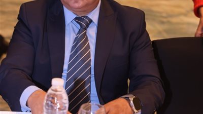 علاء نصر الدين: دعم حكومي لنقل المصانع من الكتل السكنية إلى مناطق صناعية مخططة 