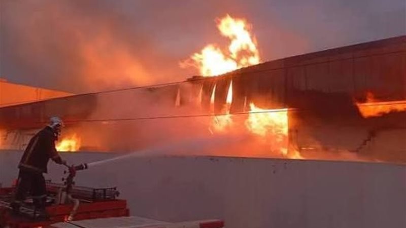 حريق بمصنع خشب