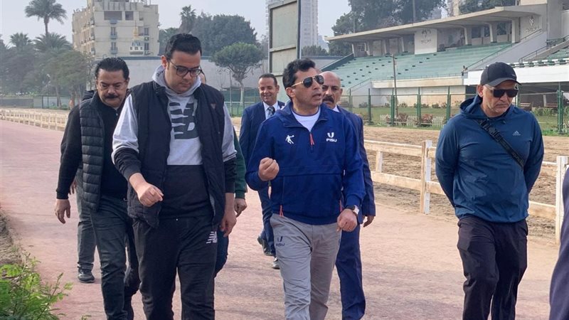 وزير الرياضة 