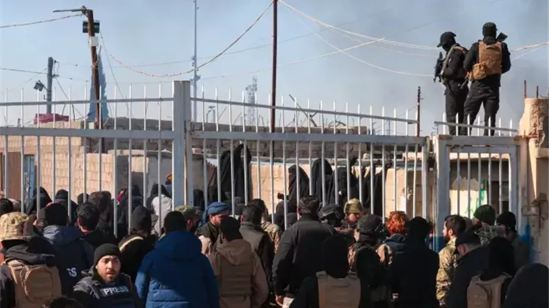 معتقلي داعش بسوريا