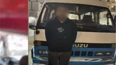 ضبط سائق يفرض زيادة على الركاب بسيارة دون تراخيص 