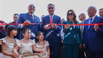 وزيرا التموين والتنمية المحلية ومحافظ القليوبية يفتتحون مشروعات خدمية ومعارض سلعية استعدادًا لشهر رمضان