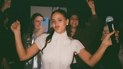 جانا عمرو دياب تطلق «معاك بغني» وتخوض أولى تجاربها المنفردة