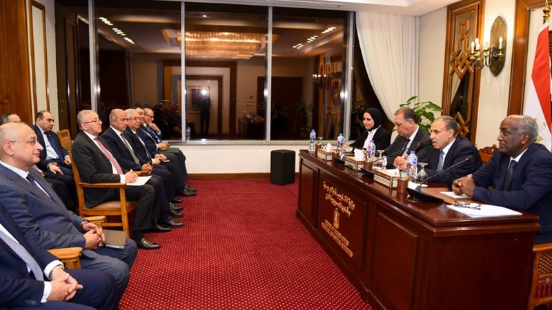 وزير الخارجية 