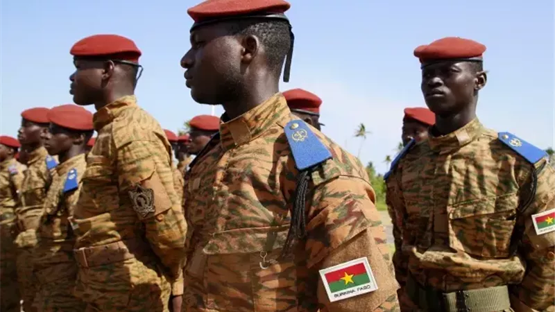 جنود من قوات بوركينا