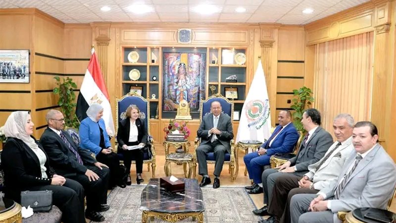 جامعة المنصورة تستقبل