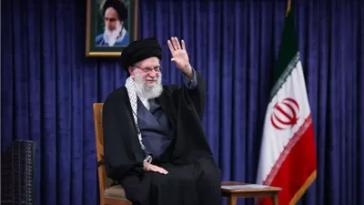 خامنئي يرد على ترمب: الجمهورية الإسلامية باقية وقادرة على الردع