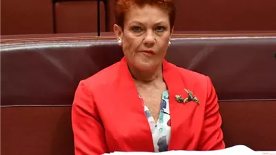 بولي هانسون تتراجع عن الإساءة للمسلمين بعد ضغوط سياسية ضدها في أستراليا