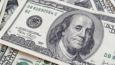تراجع محدود لأسعار الدولار مع زيادة تدفقات النقد الأجنبي وخفض الفائدة بمصر
