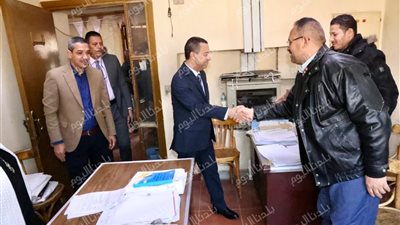 محافظ المنوفية يتفقد انتظام سير العمل بإدارات الديوان العام