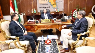 محافظ المنوفية يبحث مع مسؤولي الصحة والتأمين الصحي المعوقات والعمل على حلها