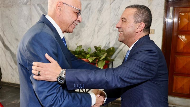 محافظ المنوفية يستقبل