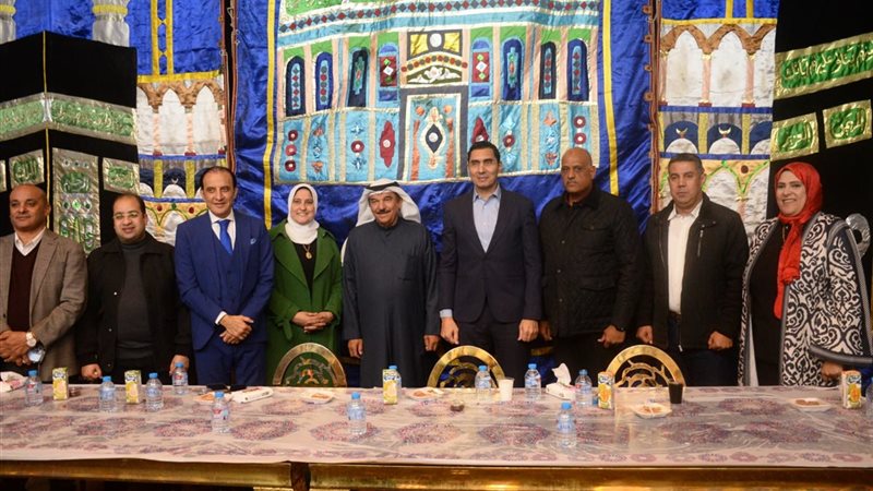 وزير الرياضة يطلق حملة «إفطار صائم» بمركز التنمية الشبابية ب