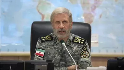 الجيش الإيراني يؤكد الاستعداد للدفاع عن السيادة حتى النفس الأخير