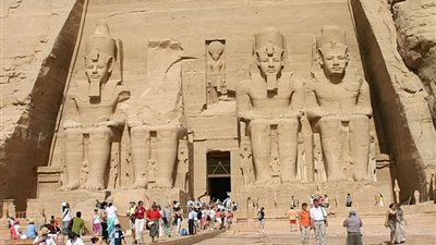 أكثر من 3000 عام.. خبير آثار يكشف أسرار تعامد الشمس على أبو سمبل
