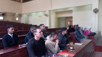 محافظ أسيوط: إطلاق دورة تدريبية لتأهيل مطبقي مبيدات الآفات الزراعية بالمحافظة