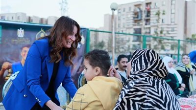 نائب محافظ الجيزة تشهد إفطار 2000 صائم ضمن «قافلة السعادة» بروضة أكتوبر
