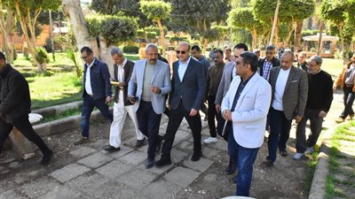 محافظ أسيوط يتابع تطوير حديقة ناصر بأبوتيج لإعادتها متنفسًا حضاريًا متكاملًا