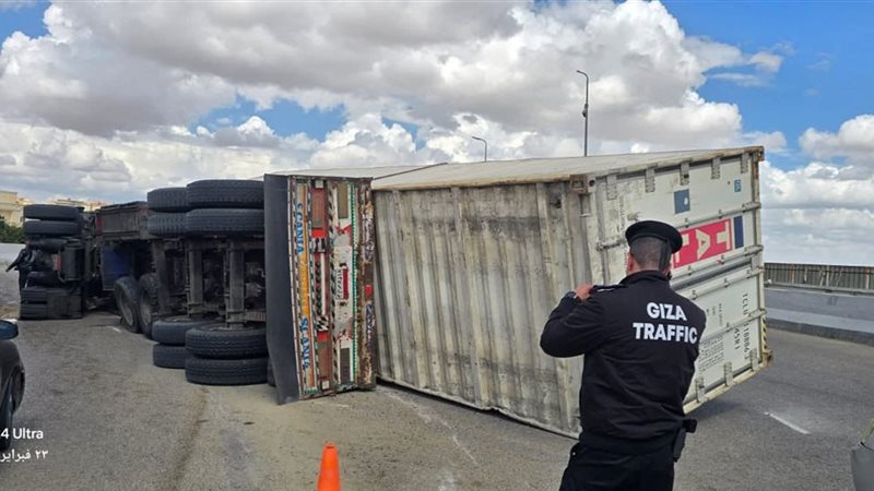 حادث انقلاب تريلا