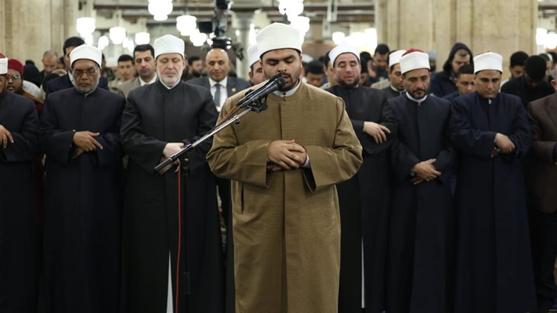 صلاة القيام بالجامع