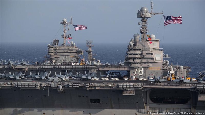 البحرية الأمريكية