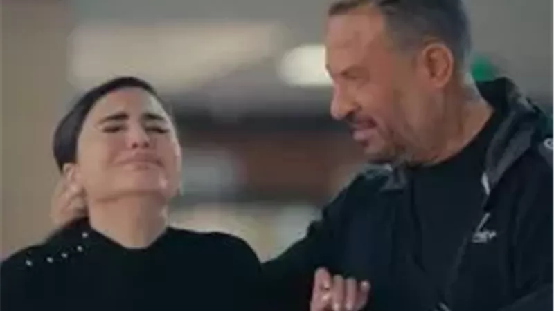  ياسمين رئيس في موقف غير متوقع داخل عزاء شعبي