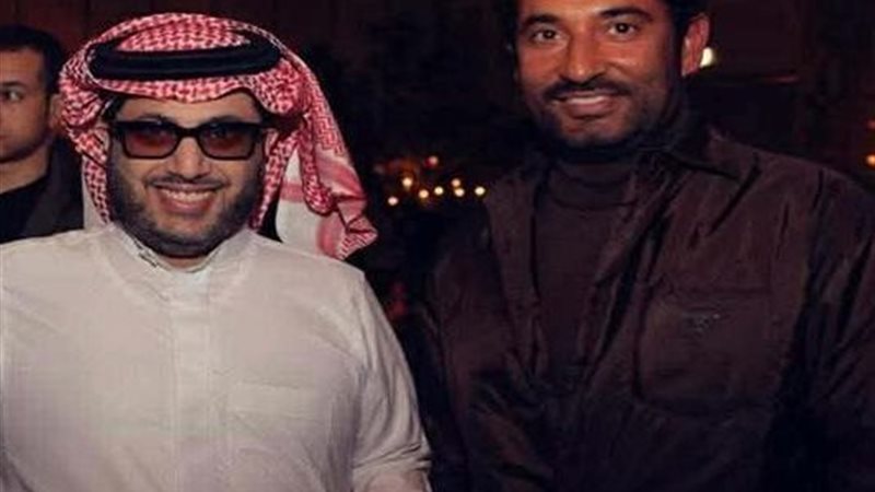  تركي آل الشيخ يشيد