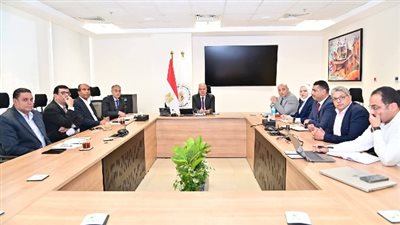 وزير الري يتابع استلام محطات الرفع لمشروع الدلتا الجديدة