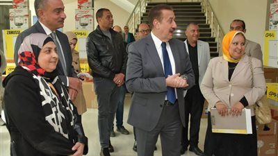 محافظ بورسعيد يؤكد تقديم كل أوجه الدعم للأسر الأولى بالرعاية