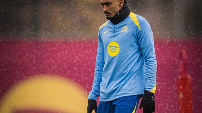 معلق مباراة برشلونة أمام أتليتكو مدريد في كأس الملك 