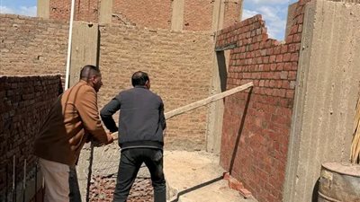 الشطوري يقود حملات الإزالةبطهطا وتنفيذ حالة تعد بساحل المدينة ضمن الموجة 28