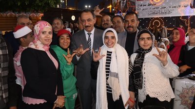 بحضور 300 شخص.. محافظ سوهاج يشارك حفل الإفطار الجماعي لذوي الهمم