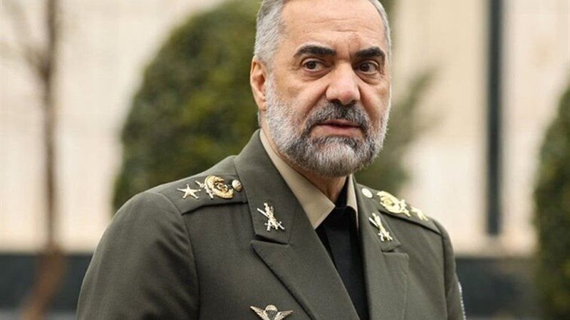 وزير الدفاع الإيراني