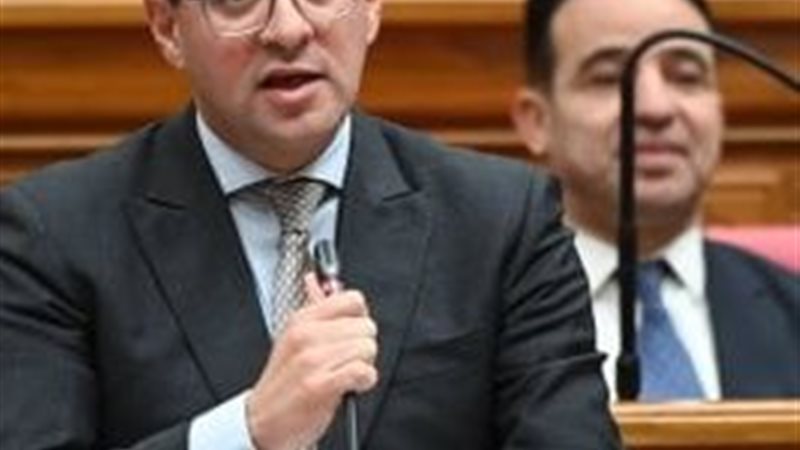 وزير المالية 