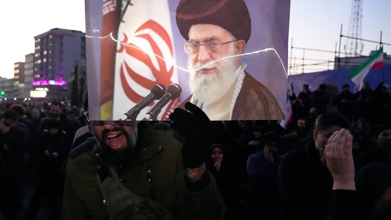 مقتل المرشد الإيراني