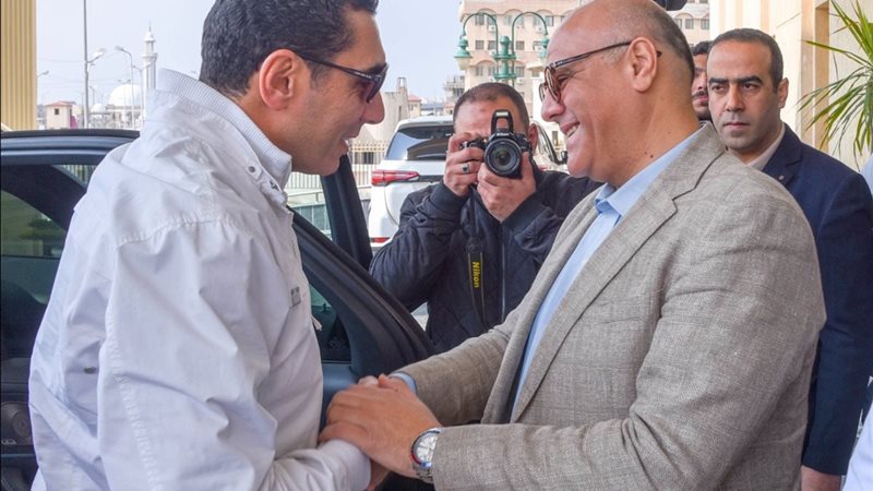 وزير الشباب والرياضة