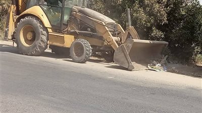 استمرار جهود قطاع النظافة بالمجالس القروية لرفع المخلفات والتراكمات بقرى مركز طهطا