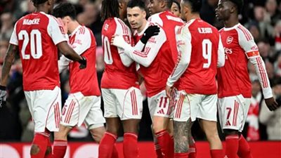 إيفرا عن فرص آرسنال في التتويج بـ الدوري الإنجليزي: آمل ألا يخيبوا الآمال مجددًا