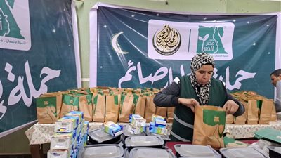 محافظ أسيوط: تجهيز وتوزيع 150 ألف وجبة إفطار وسحور للأسر الأولى بالرعاية