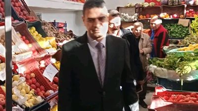  نائب محافظ الدقهلية يتفقد منافذ بيع السلع الغذائية والأسواق بالمنصورة