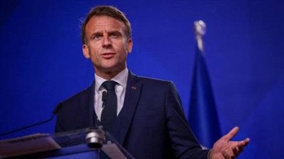 ماكرون يعلن إعداد مهمة دفاعية لإعادة فتح مضيق هرمز