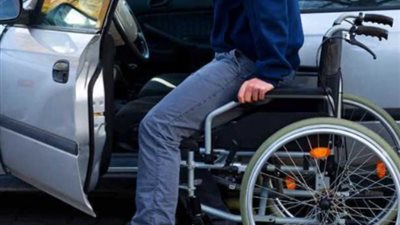 البرلمان يوازن بين العدالة الضريبية وجاذبية الاستثمار.. وضبط مخالفات سيارات المعاقين