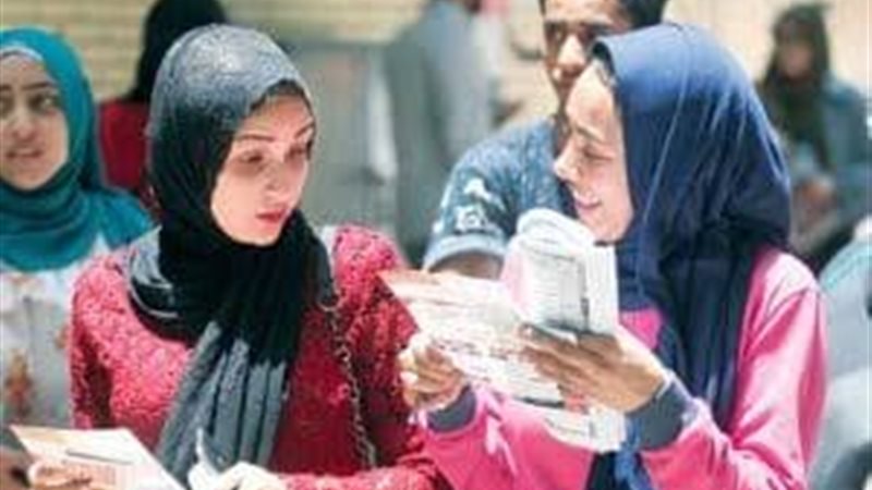 طلاب المدارس 