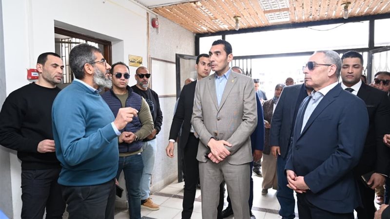 وزير الرياضة ومحافظ